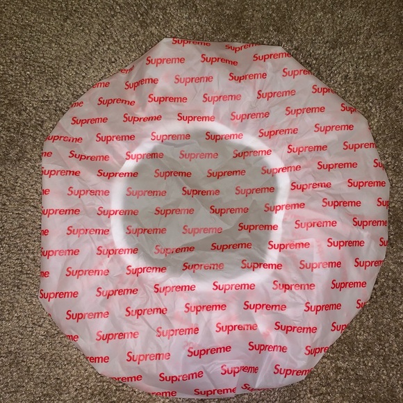 Supreme shower cap - Picture 1 of 2